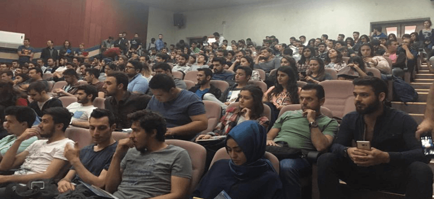 Kariyer günleri kapsamında düzenlenen etkinliklere katılan geleceğin ziraat mühendisleri